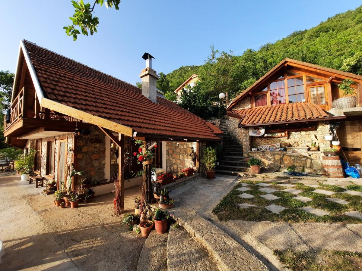 Robinson Sunset Guest House Lagadin Eksteriør billede
